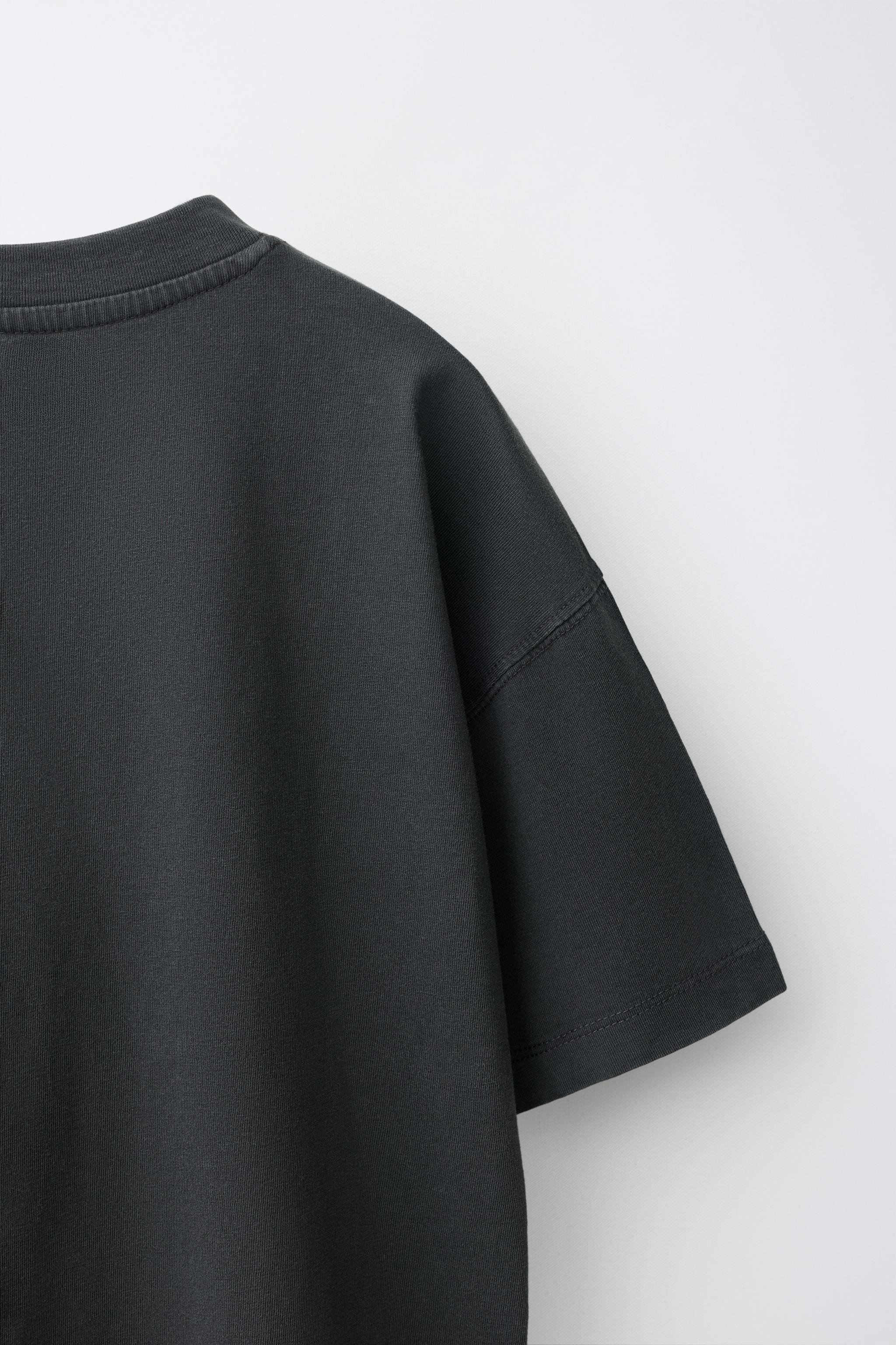 WASHED EFFECT EMBROIDERED LOGO POCKET T-SHIRT